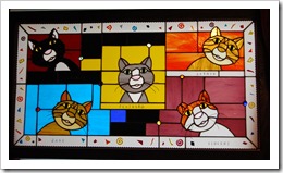 5 Cat panel